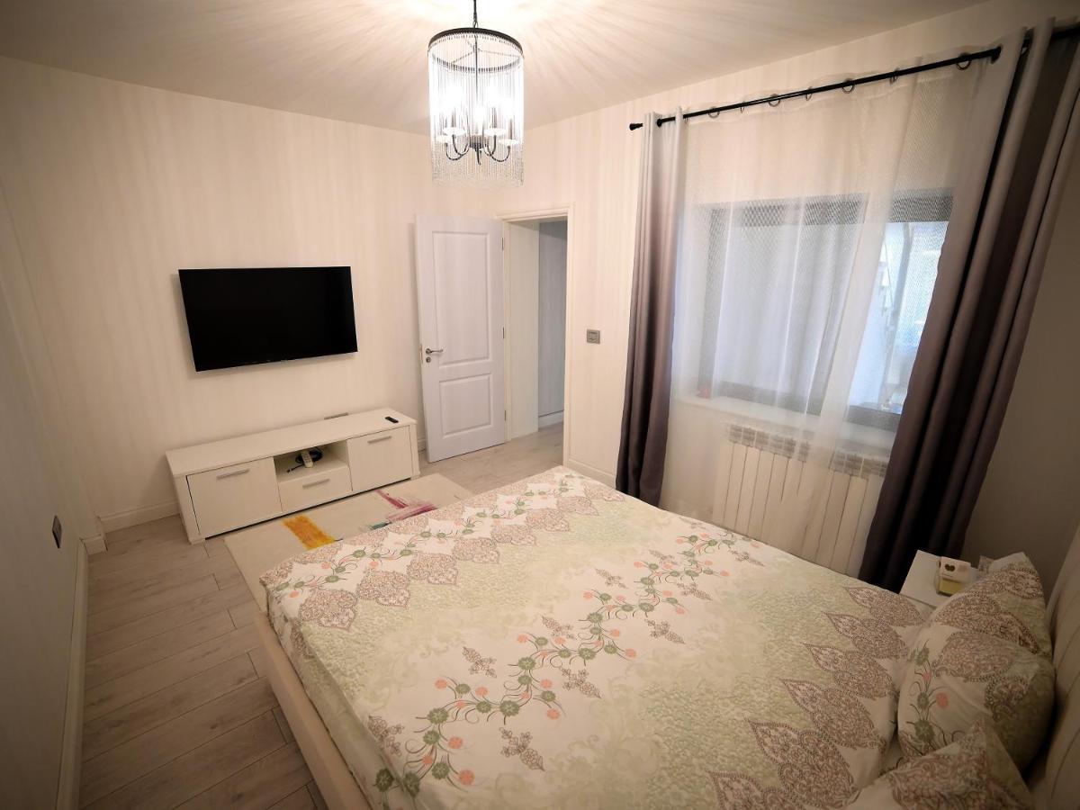 Ase Premium House Villa Suceava Exteriör bild