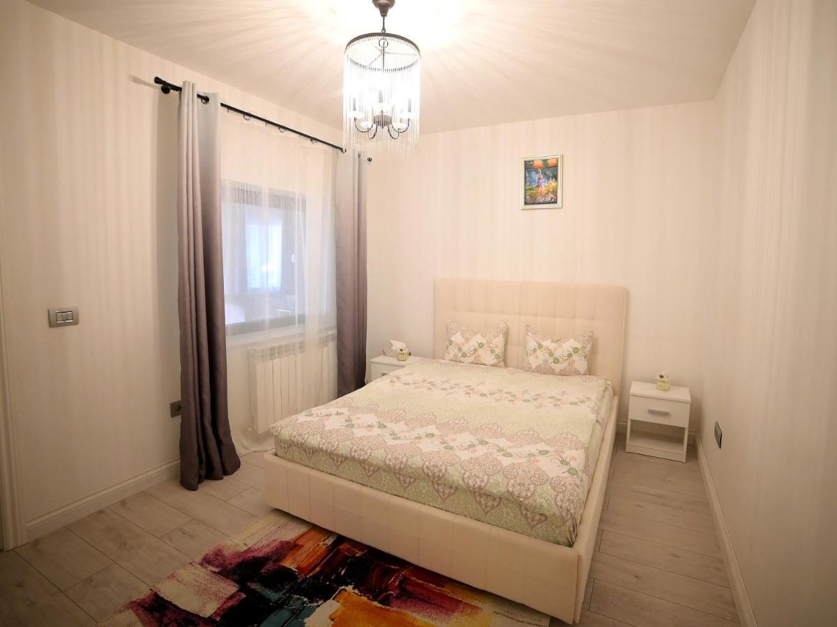 Ase Premium House Villa Suceava Exteriör bild